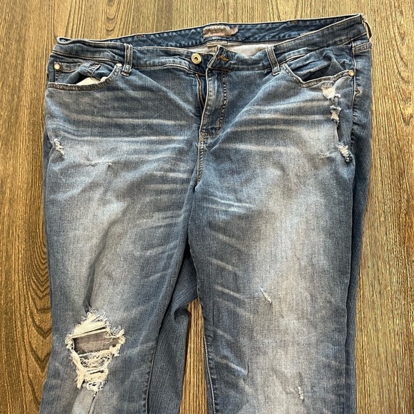 Torrid Mid Rise Slim Boot Cut Jeans Distressed Vintage Stretch Blue Size 24T - Picture 3 of 11